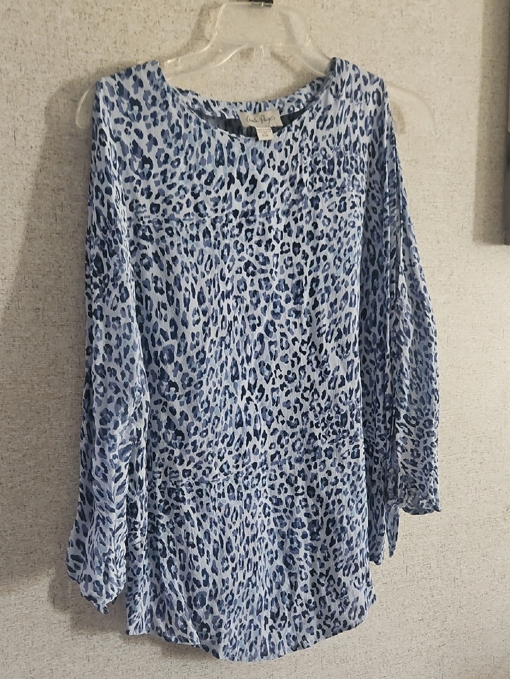 Charlie Paige Blue Leopard Cold-Shoulder Tunic